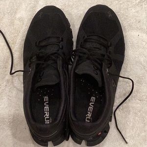 CQ black sport sneakers